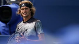 Alexander Zverev Chengdu Açık’ta kupaya uzandı