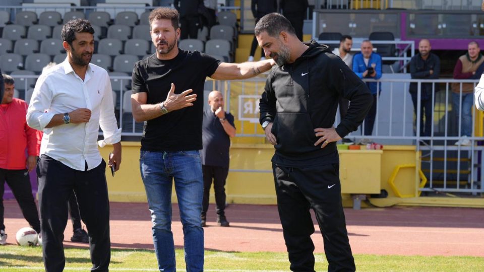 Diego Simeone Arda Turan’ı ziyaret etti