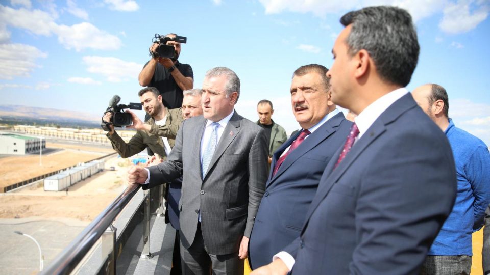 Gençlik ve Spor Bakanı Bak Malatya’da incelemelerde bulundu