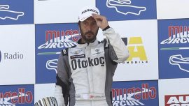 Otomobil sporcusu Vedat Ali Dalokay İtalya’da şampiyon oldu