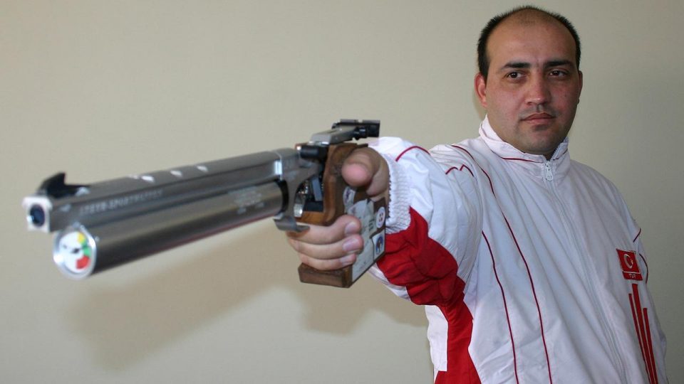 Paralimpikte ilk olimpiyat madalyalı sporcu Korhan Yamaç