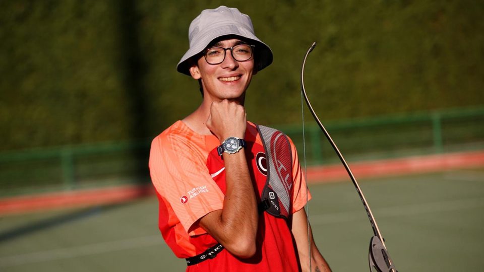 Türk okçuluğunun “altın” sporcusu Mete Gazoz