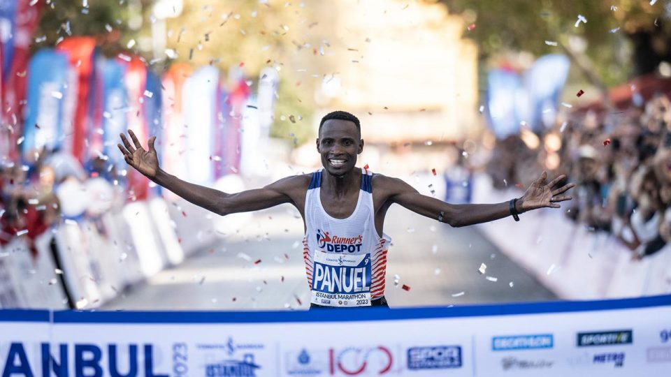 45. İstanbul Maratonu’nu erkeklerde Panuel Mkungo kazandı