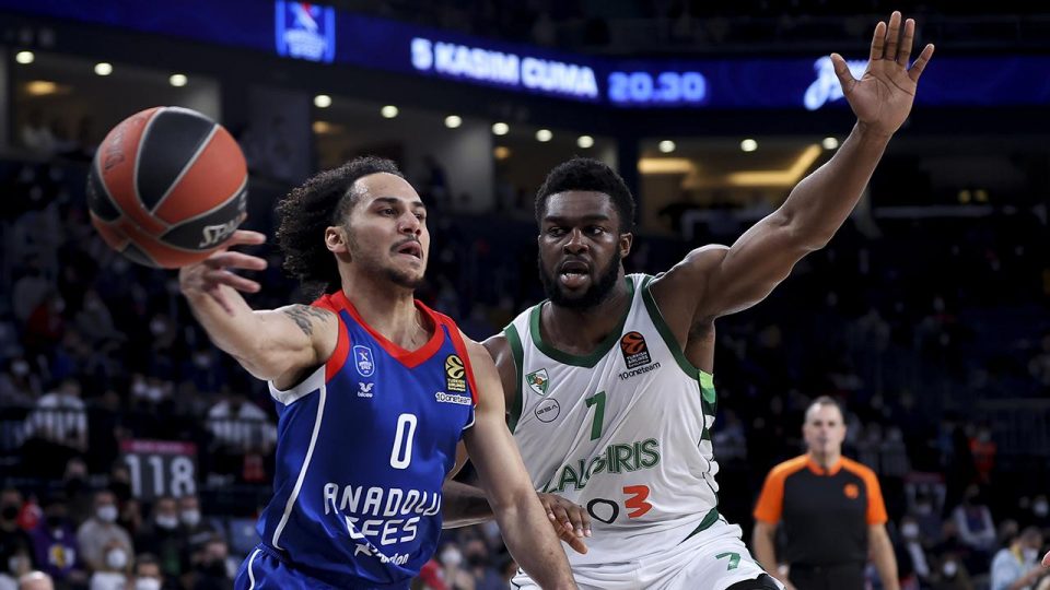 Anadolu Efes Avrupa kupalarında 809. randevuda