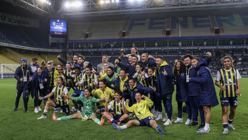 Kadın Futbol Süper Ligi’nde derbinin kazananı Fenerbahçe
