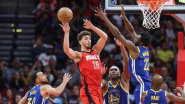 NBA’li Alperen Şengün’den 12 asistle kariyer rekoru
