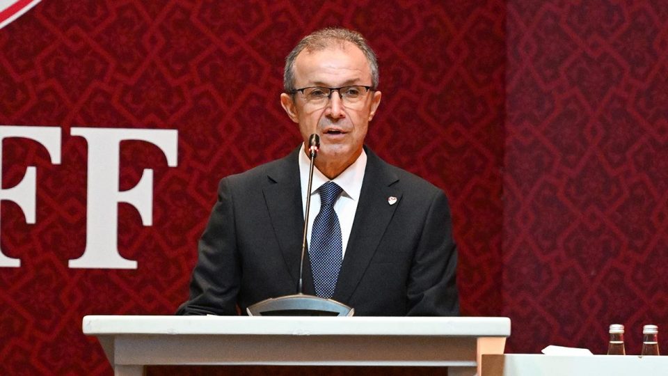 TFF MHK Başkanı Ahmet İbanoğlu eski hakemlerin iddialarını yalanladı