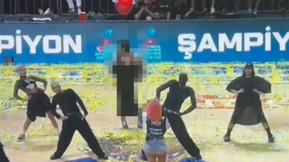 Büyük Aile Platformu’ndan Fenerbahçe Beko şampiyonluk kutlamasına tepki