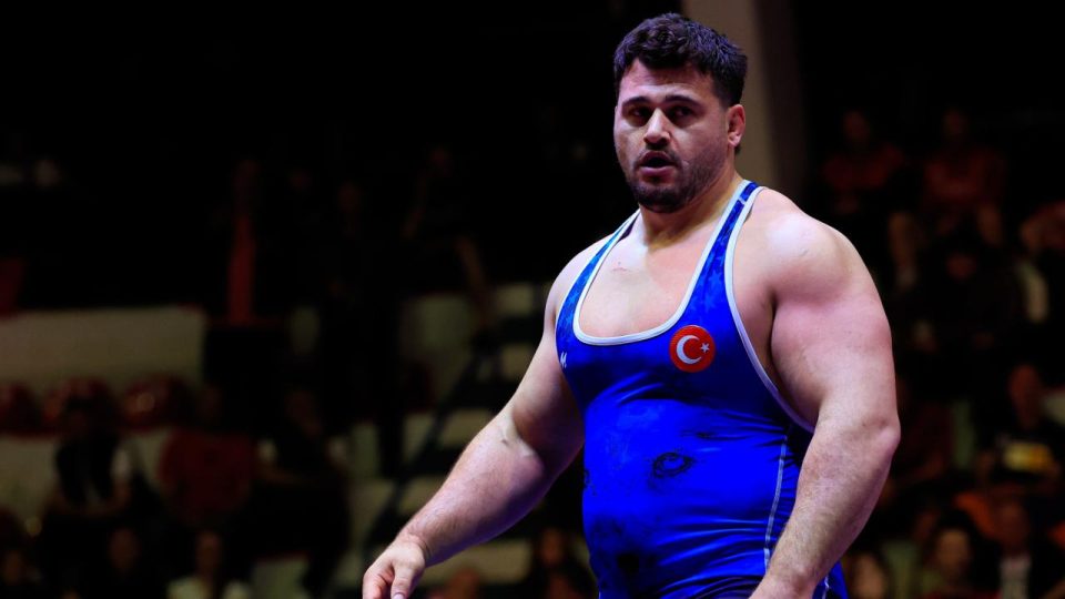 Rıza Kayaalp tarih yazdı